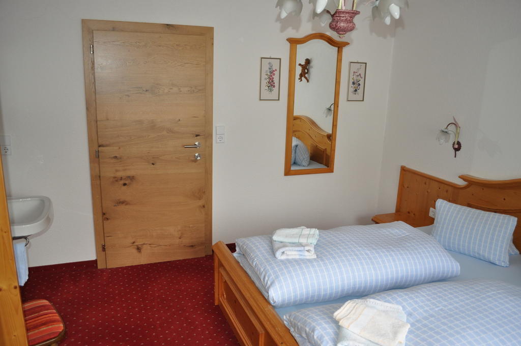 Haus Tina Appartement Bach  Kamer foto